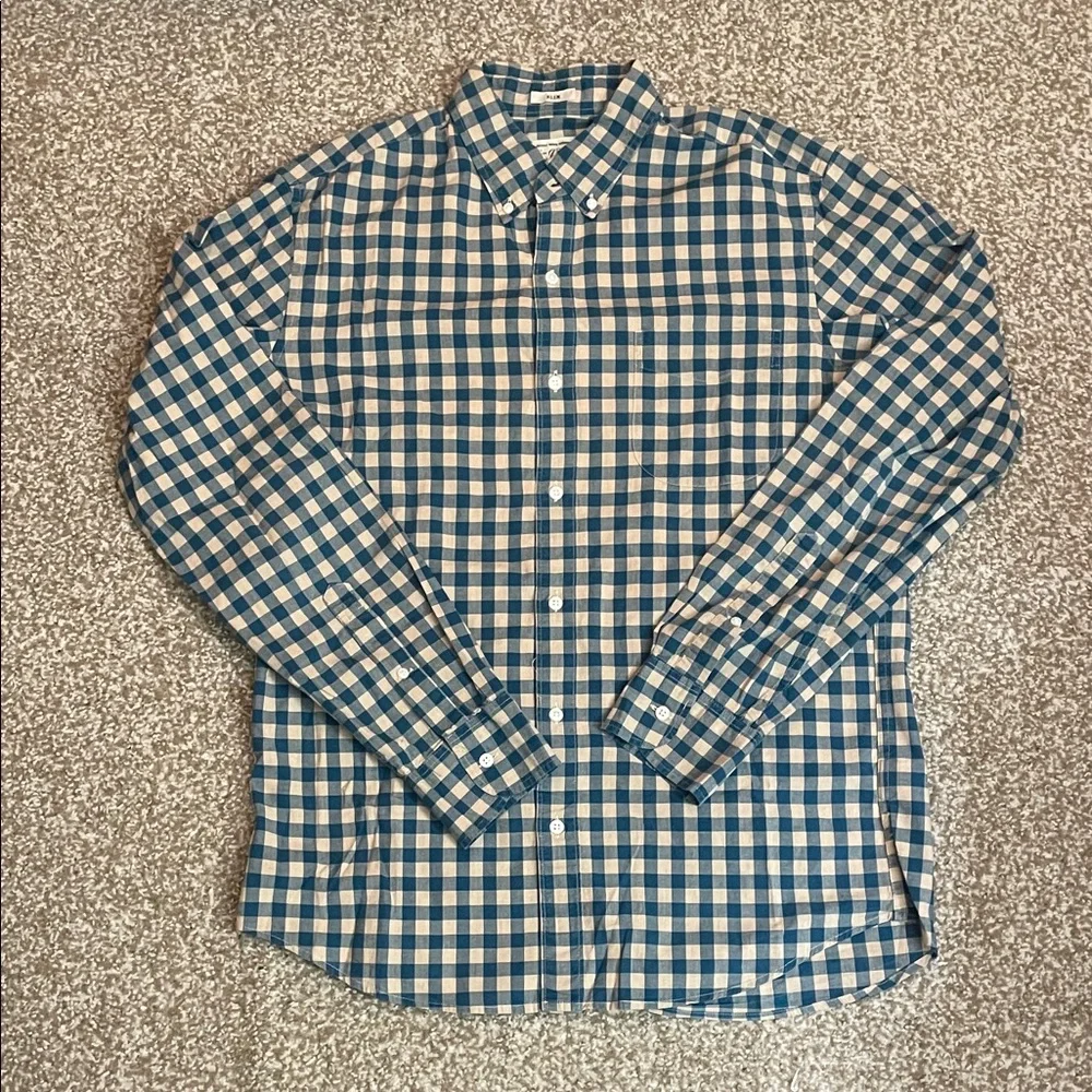 J. Crew Men’s Gingham Long Sleeve Button Down Shirt